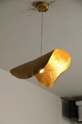 নর্ডিক আধুনিক ব্রাস ক্রিস্টাল হস্তনির্মিত লোটাস পাতা উড়িয়ে দেওয়া গ্লাস ঝুলন্ত আলোর একক ঝুলন্ত রান্নাঘর চ্যান্ডেলির দুল লাইট