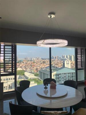 ব্রাস অ্যালাবাস্টার চ্যান্ডেলিয়ার ডাইনিং রুমের জন্য আধুনিক দুল আলো